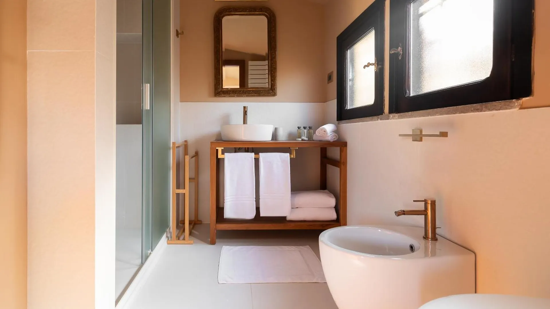Apartment Casa Maestro, A Burghesius Home Rome