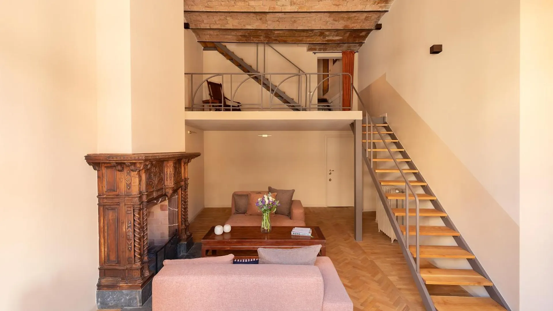 Casa Maestro, A Burghesius Home Rome Apartment