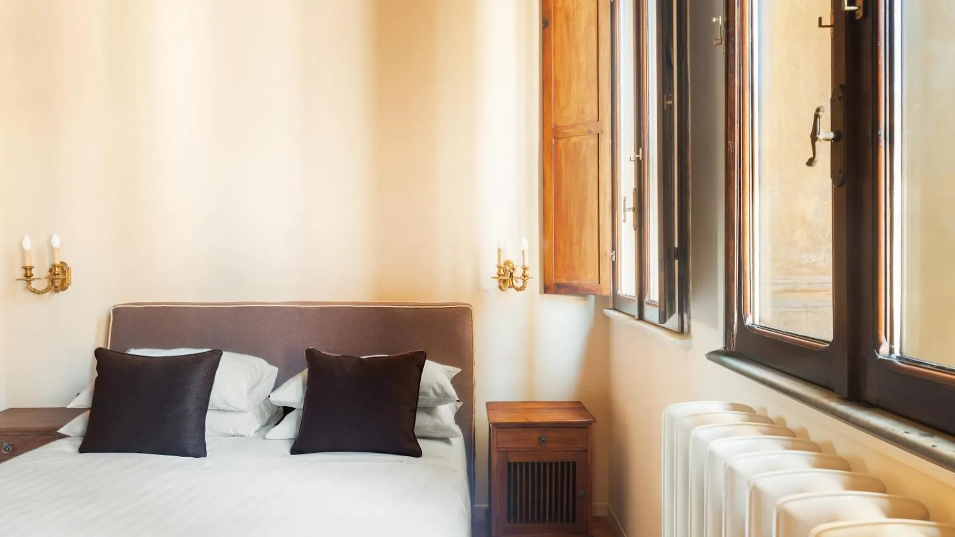Apartment Casa Maestro, A Burghesius Home Rome Italy