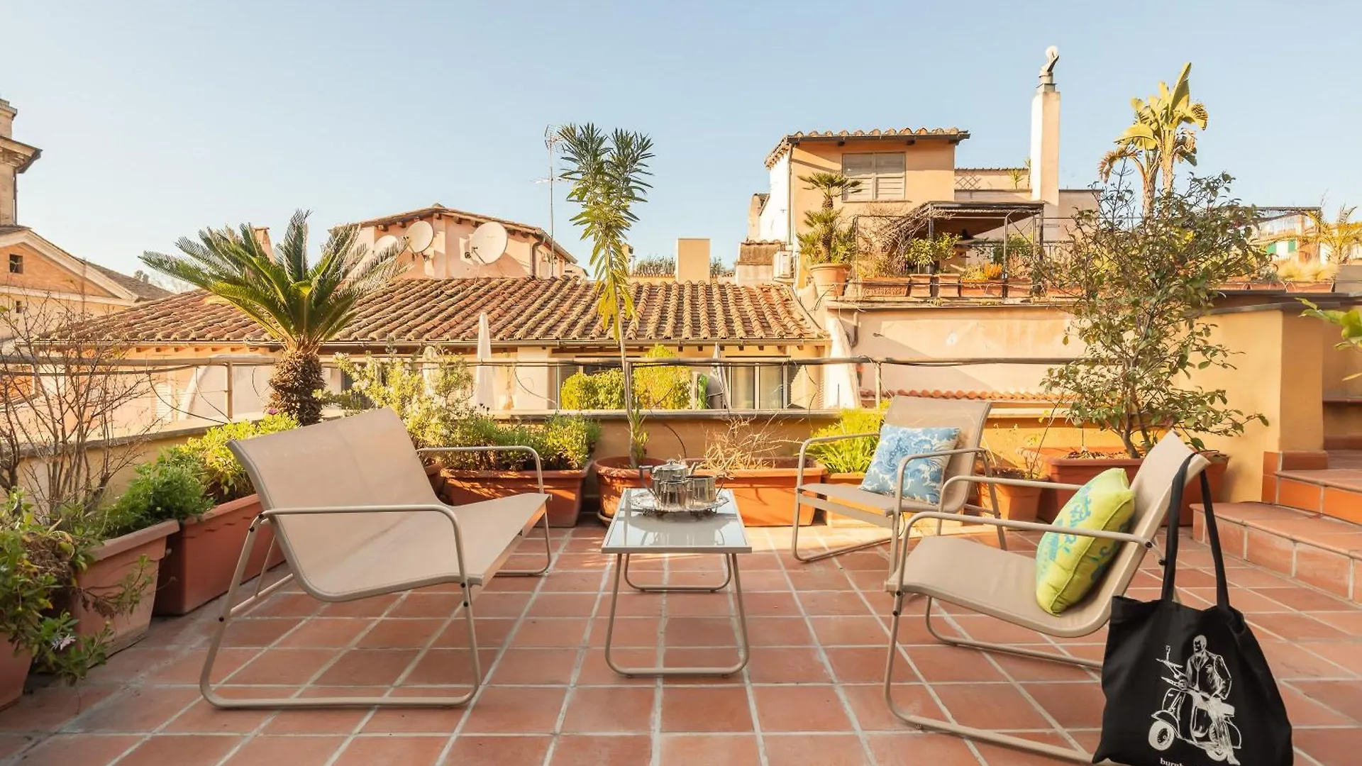 Casa Maestro, A Burghesius Home Rome Apartment